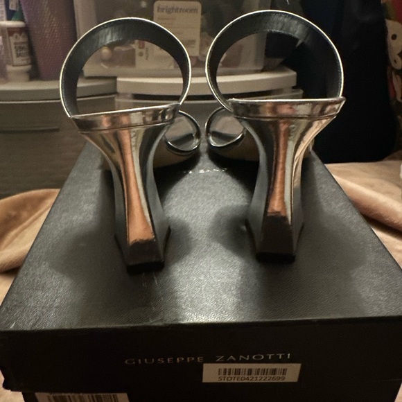 Giuseppe Zanotti Sandals - Picture 3 of 4